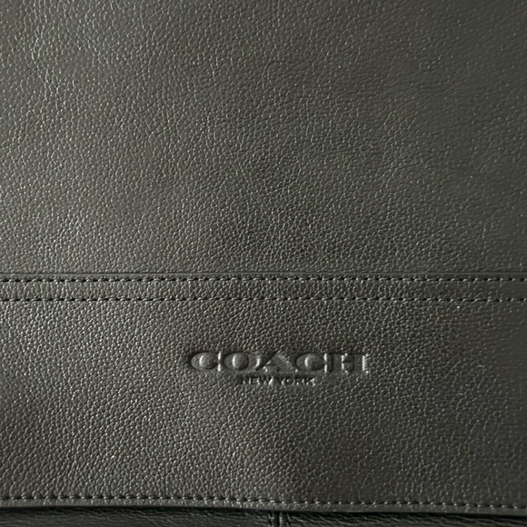 Black men Coach briefcase. Brand new never used and good for MacBooks/iPad etc. - Picture 3 of 4